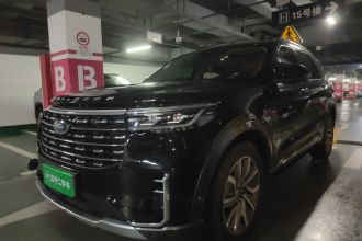 福特 探险者 2023款 EcoBoost 285 四驱钛金版 7座