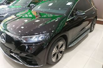 奔驰EQE SUV 2024款 500 4MATIC 先锋版