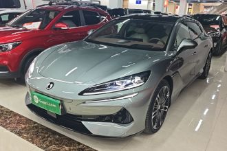 腾势Z9GT 2024款 1100四驱Ultra版