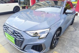 奥迪A3 2022款 Sportback 35 TFSI RS套件燃速型