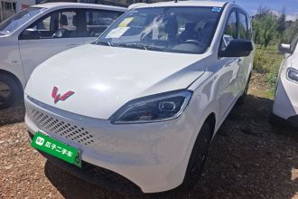 五菱汽车 五菱宏光新能源 2025款 增程式混动 50KM 舒适型