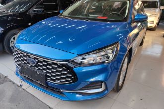 福特 福克斯 2021款 三厢 1.5L 自动锋跃型