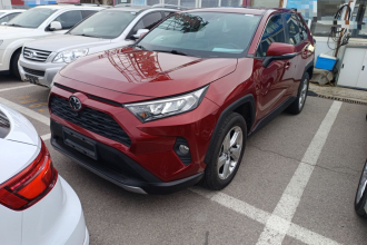 丰田 RAV4荣放 2020款 2.0L CVT四驱风尚版