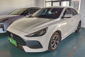 名爵 MG5 2022款 180DVVT 手动青春风尚版