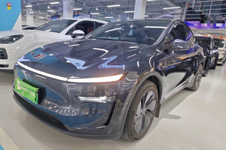 特斯拉 Model Y 2025款 长续航全轮驱动 首发版