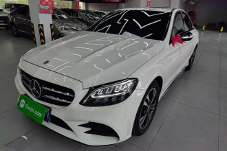 奔驰C级 2019款 C 260 运动版