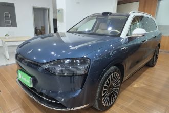 鸿蒙智行 问界M9 2024款 增程 Ultra版 42kWh 6座版