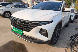 现代 2023款 途胜L 1.5T 自动两驱DLX豪华版