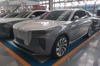 红旗E-HS9 2022款 660km 旗领版 四座