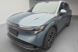 极氪7X 2025款 75kWh 后驱智驾版