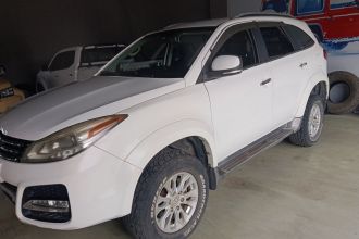 江铃 驭胜S350 2013款 2.4T 自动四驱柴油豪华版5座