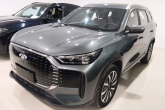 奇瑞风云 风云T8 2025款 1.5T 130km 尊享版 5座