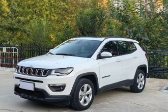 Jeep 指南者 2019款 220T 自动家享版