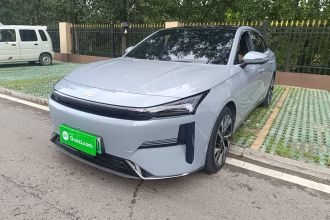 吉利银河 银河L6 2023款 125km 星舰