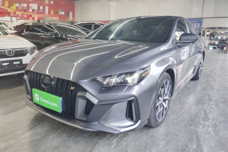 广汽传祺 影豹 2021款 270T DCT J16版
