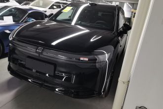 极氪7X 2025款 100kWh 长续航后驱智驾版