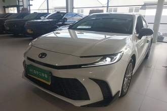 丰田 凯美瑞 2024款 双擎 2.0HGVP 豪华版