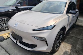 名爵 MG ES5 2025款 525max 后驱智驾版