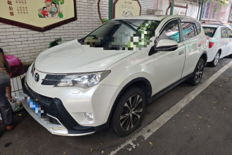 丰田 RAV4荣放 2015款 2.5L 自动四驱精英版