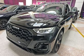 奥迪Q5L 2022款 改款 45T 豪华动感型