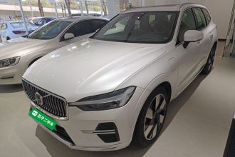 沃尔沃XC60新能源 2025款 插电式混动 长续航四驱智雅豪华版