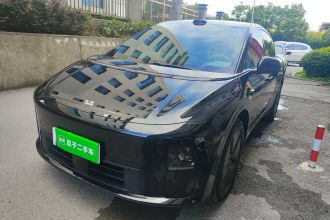 理想汽车 理想i6 2025款 两驱标准版