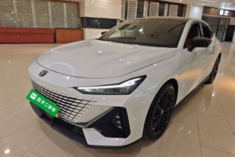 长安UNI-V 2022款 1.5T 尊贵型
