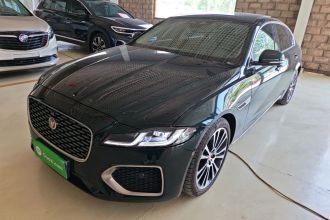 捷豹XFL 2024款 2.0T P250 两驱尊享豪华版
