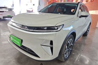 哈弗枭龙MAX 2025款 Hi4 165 Ultra 智驾版