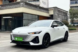 长安UNI-V 2023款 1.5T 尊贵型