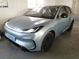 ARCFOX极狐 极狐T1 2025款 425 PRO