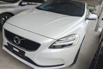 沃尔沃V40 2019款 T3 智逸版