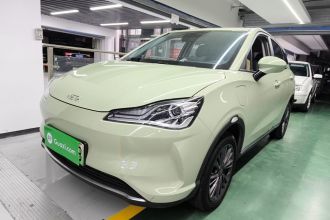 哪吒汽车 哪吒V 2022款 潮 400 Lite