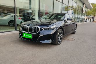 宝马i5 2024款 eDrive 35L M运动套装