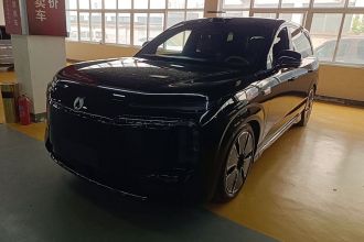 腾势N8L 2025款 旗舰型