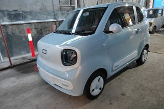 奔腾小马 2026款 222km 闪耀马