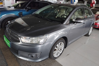 雪铁龙 世嘉 2013款 三厢 1.6L 自动品尚型
