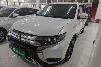 三菱 欧蓝德 2020款 2.4L 四驱致享版 5座