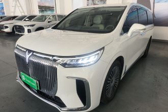 岚图汽车 岚图梦想家 2025款 PHEV 四驱尊贵鲲鹏版