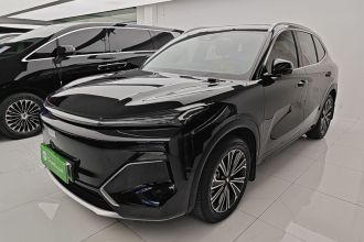 吉利银河 银河星舰7 EM-i 2025款 120km 领航版