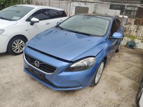 沃尔沃V40 2016款 T3 智逸版