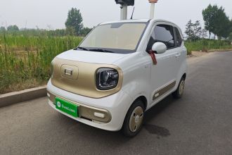 奔腾小马 2025款 222km 灵韵马