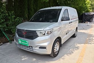五菱汽车 五菱宏光V 2021款 1.5L劲取版封窗车LAR