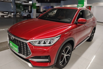 比亚迪 宋PLUS 2020款 1.5T 自动旗舰型