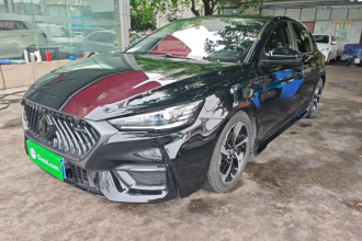 名爵 MG6 2021款 1.5T 自动领潮版