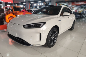 鸿蒙智行 问界M5 2025款 增程   Ultra 四驱版