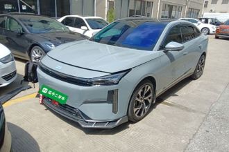 吉利银河 银河L6 2023款 125km 星舰
