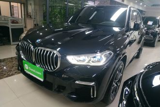 宝马X5 2022款 改款 xDrive 40Li 尊享型M运动套装
