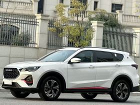 捷途X70 2023款 1.5T DCT超越PRO版 5座