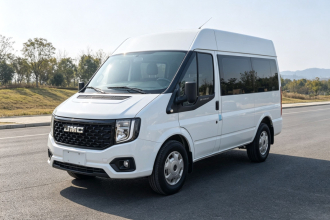 江铃福顺 2023款 2.0T 手动短轴中顶商运型多功能乘用车5座